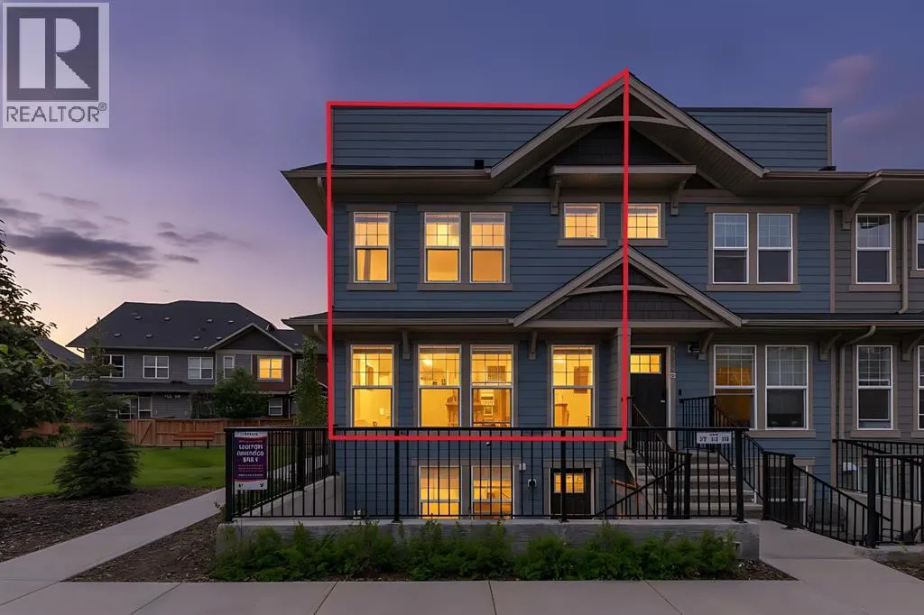 237 Cranbrook Square SE