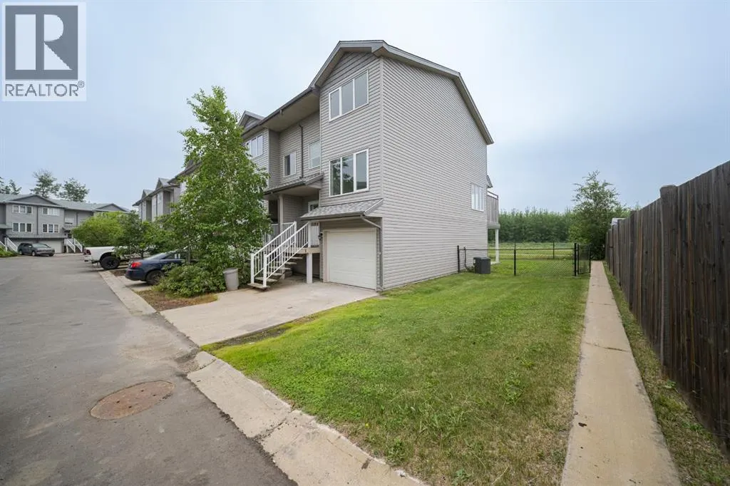 30, 100 Albion Drive