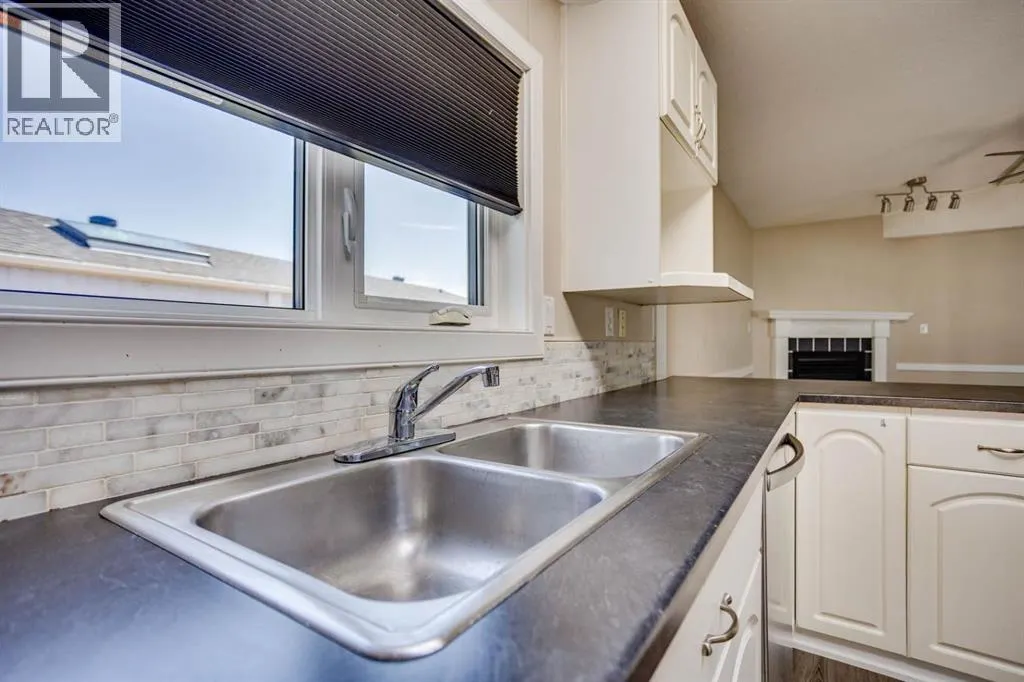 132 Gregoire Crescent