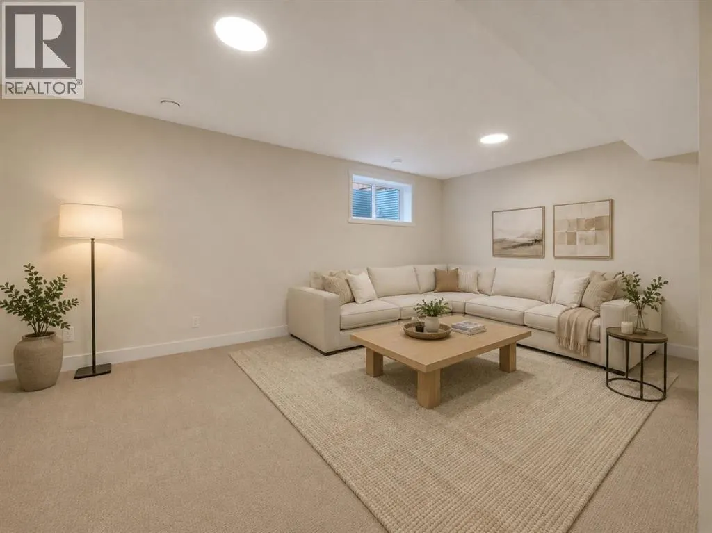 236 Marina Grove SE
