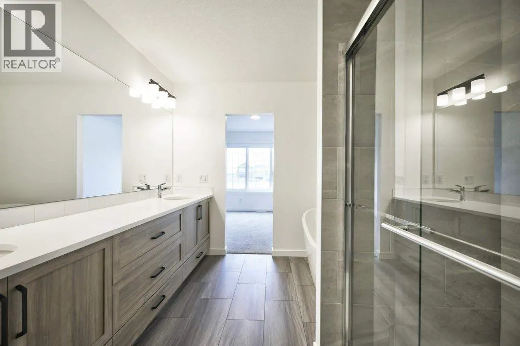 41 Legacy Point Terrace SE