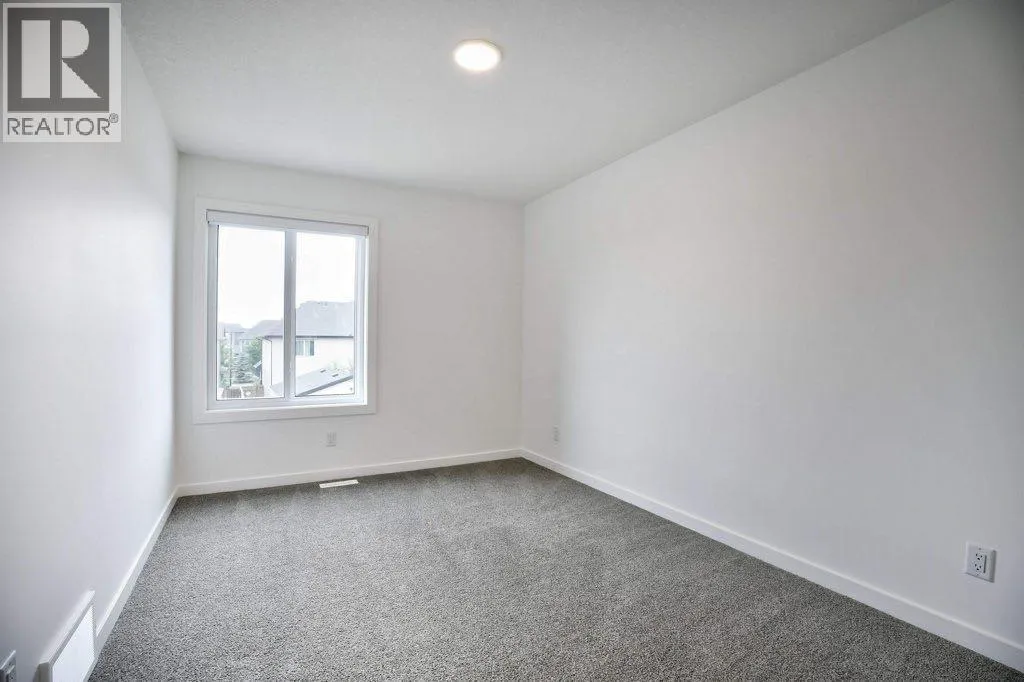 41 Legacy Point Terrace SE
