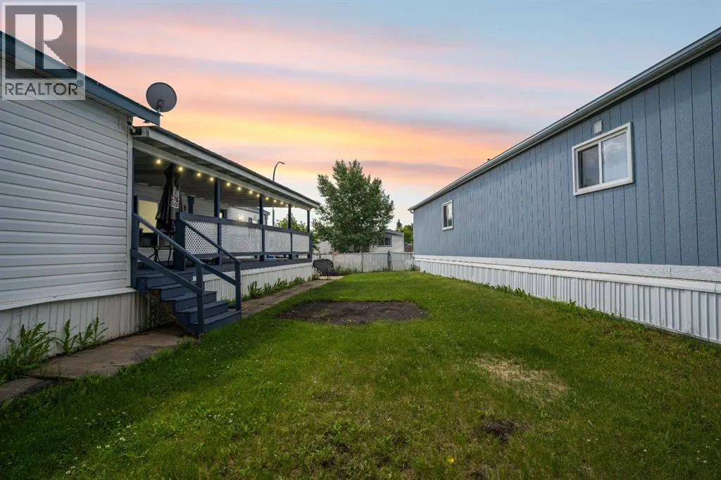212 Greenwich Lane