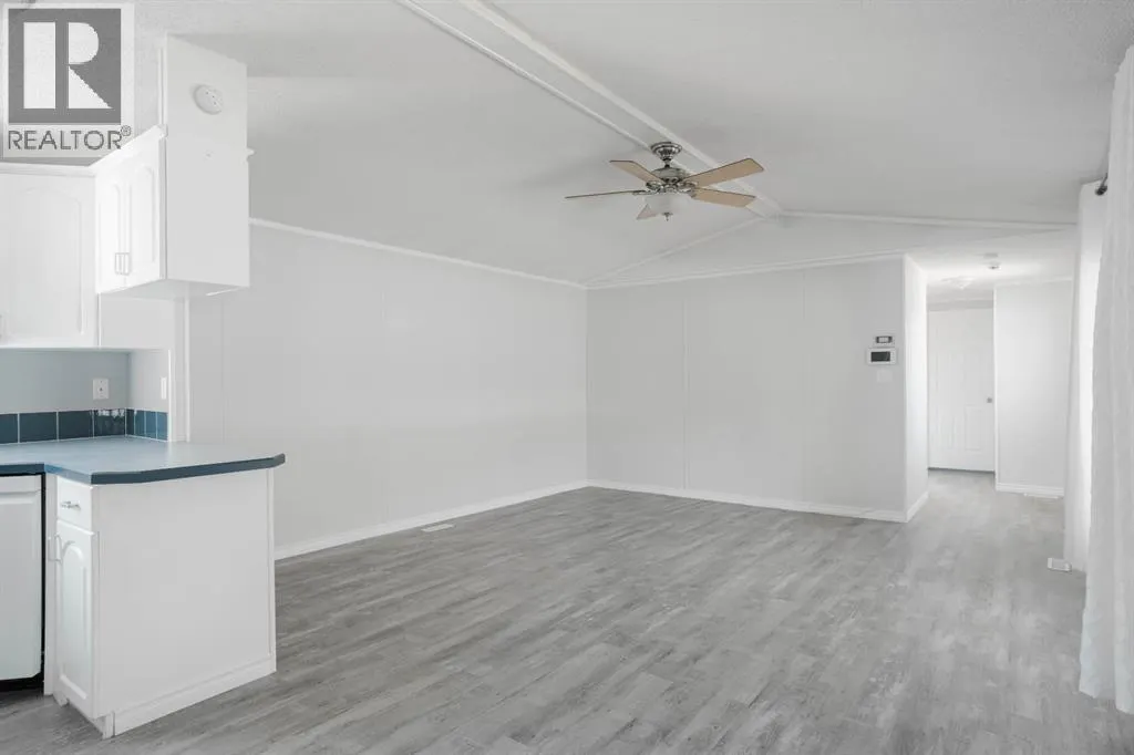 212 Greenwich Lane
