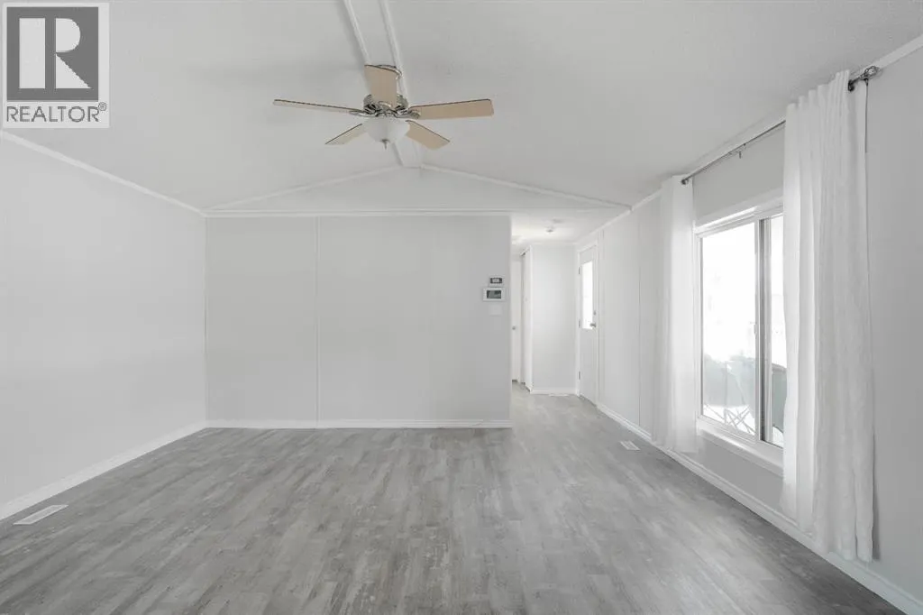 212 Greenwich Lane