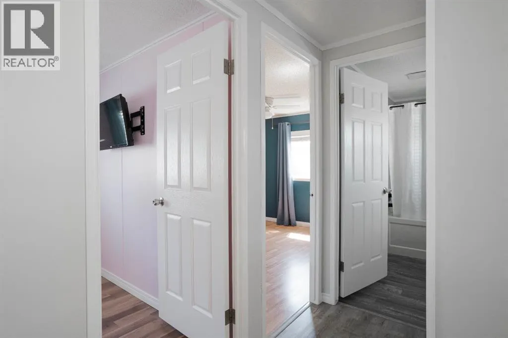212 Greenwich Lane