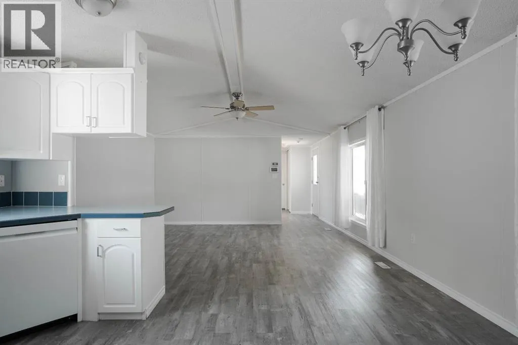 212 Greenwich Lane
