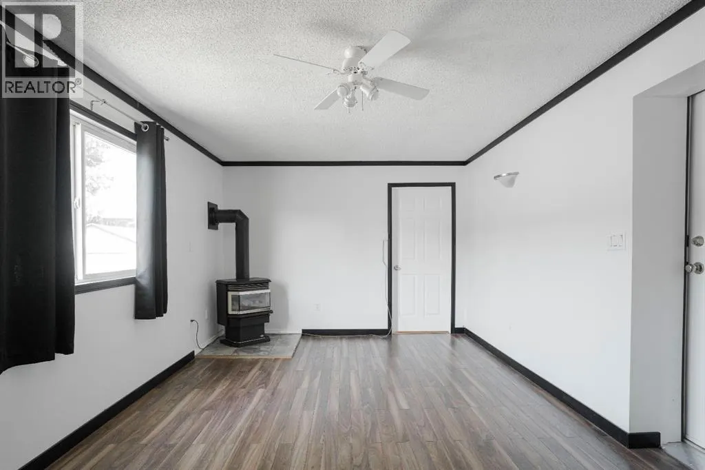 212 Greenwich Lane