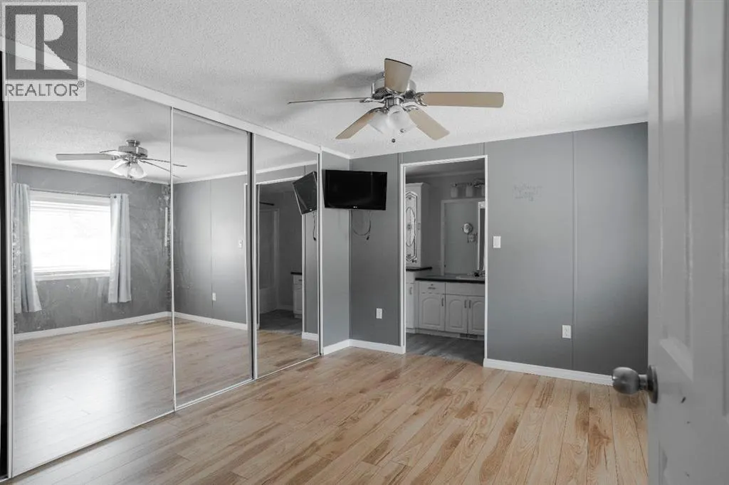 212 Greenwich Lane