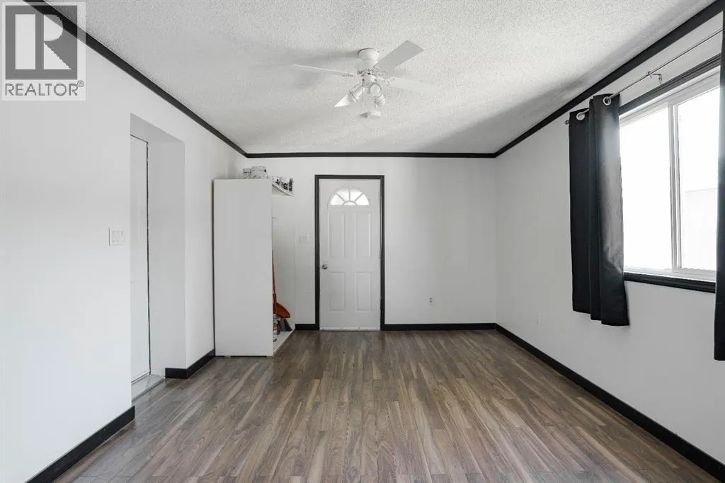 212 Greenwich Lane
