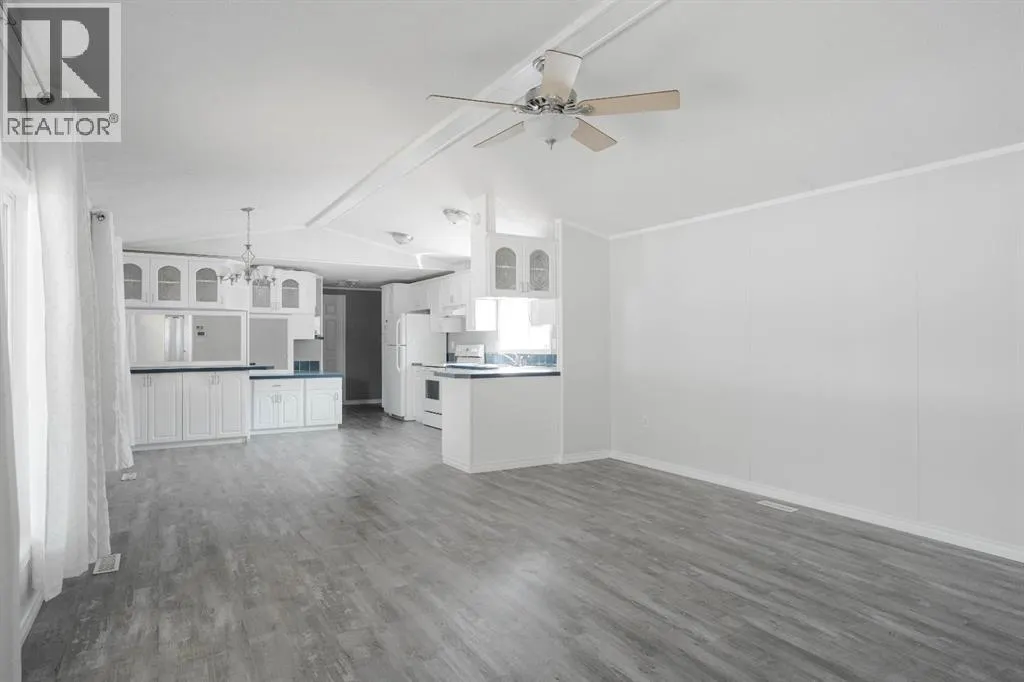 212 Greenwich Lane