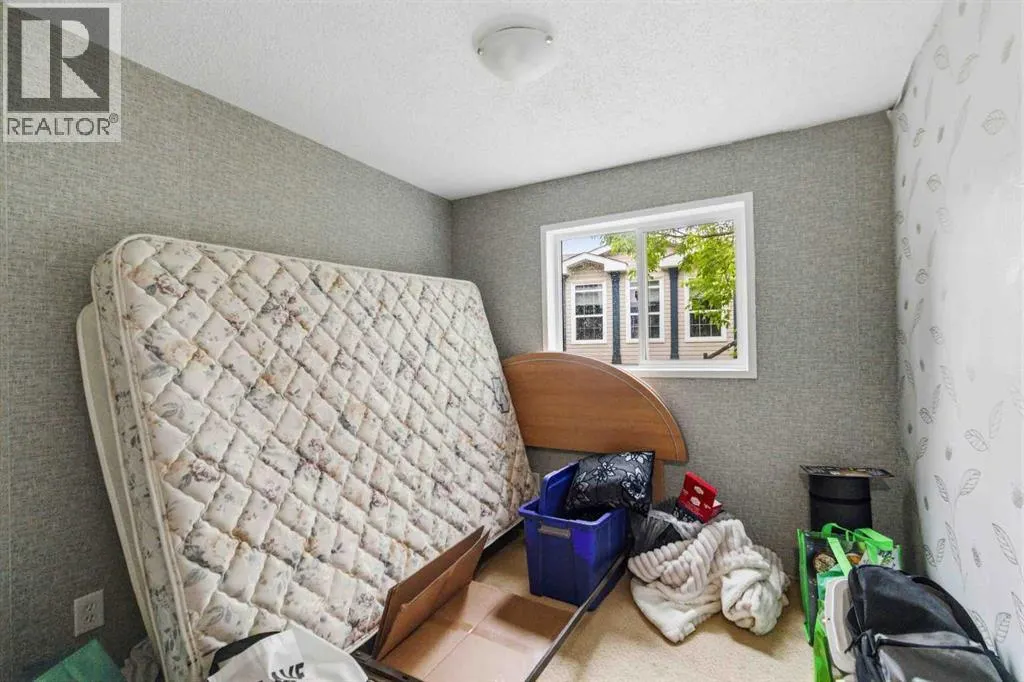 329 Greenwich Lane