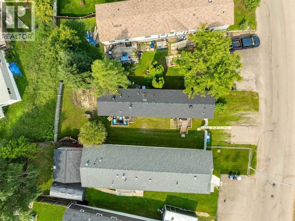 329 Greenwich Lane