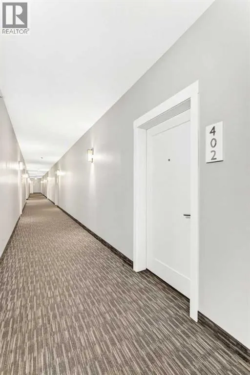 402, 300 Auburn Meadows Common SE