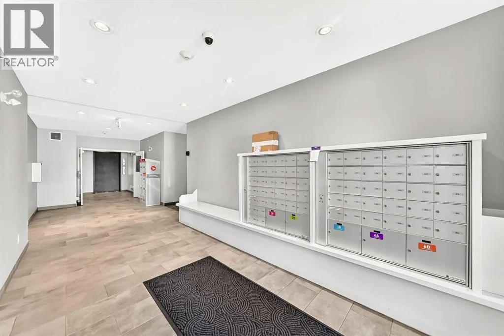 402, 300 Auburn Meadows Common SE