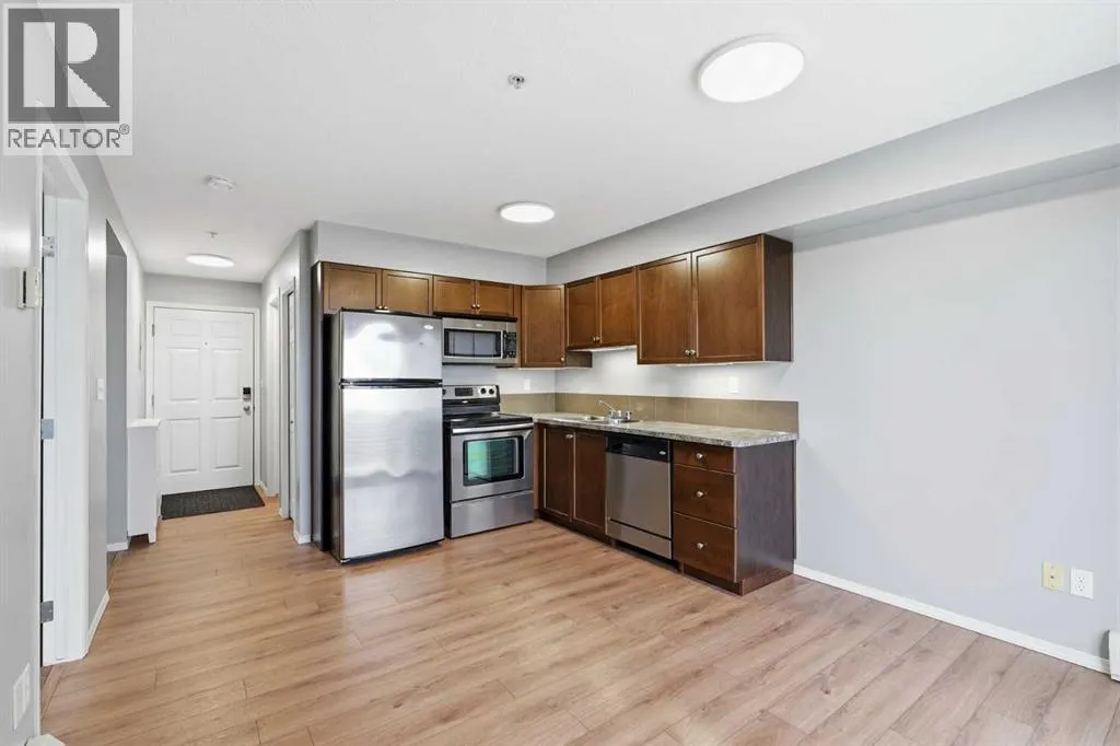 310, 3 Broadway Rise
