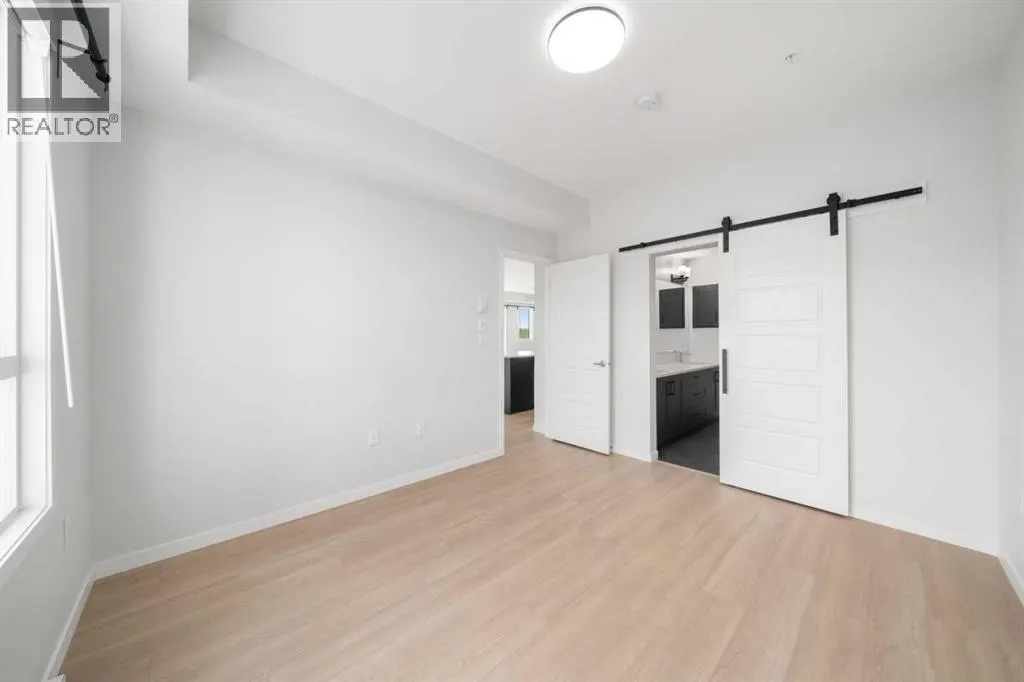 2310, 42 Cranbrook Gardens SE