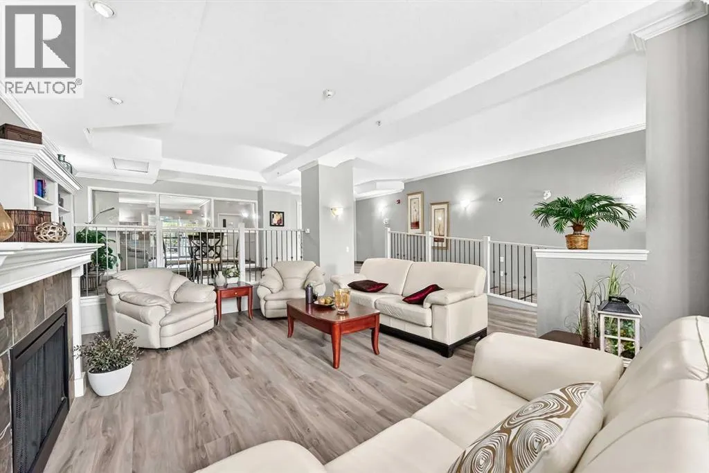 161, 15 Everstone Drive SW