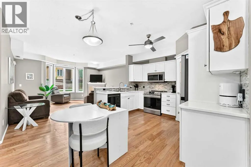 161, 15 Everstone Drive SW