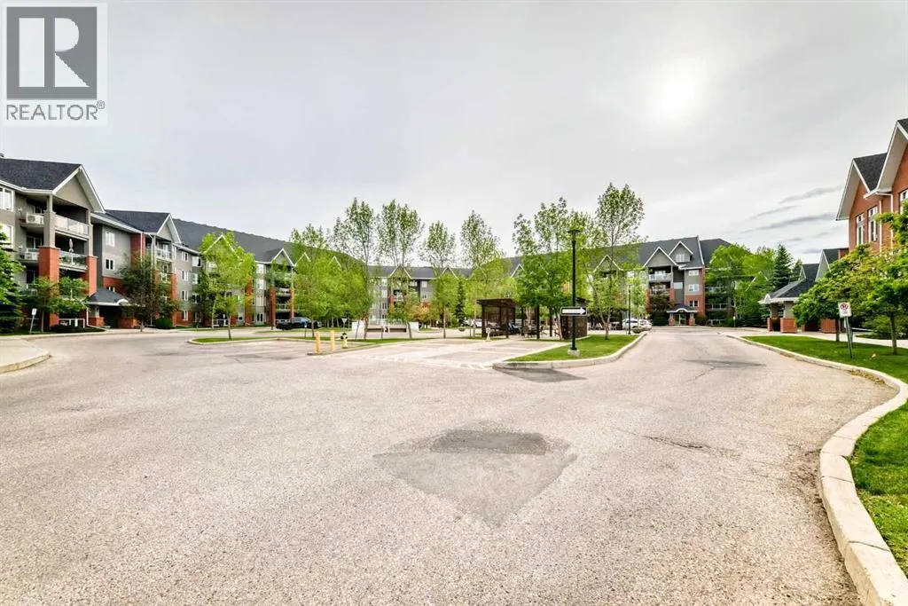 161, 15 Everstone Drive SW