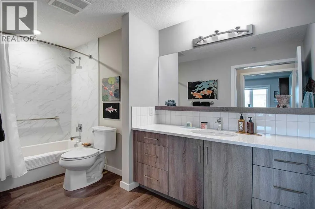 208, 12 Mahogany Path SE