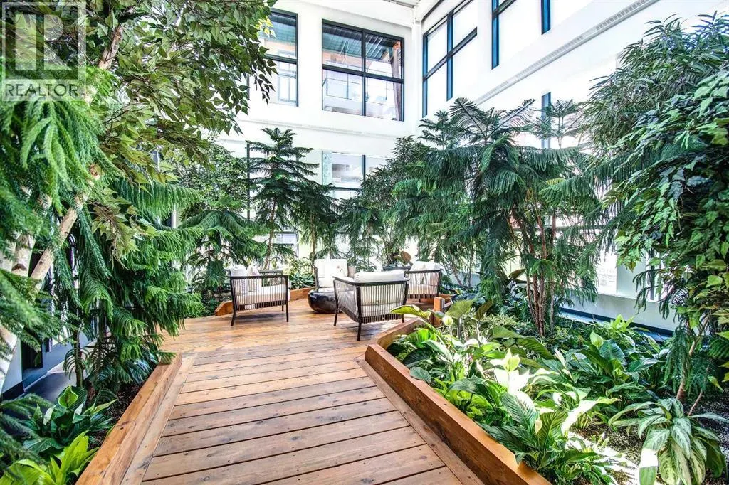 208, 12 Mahogany Path SE