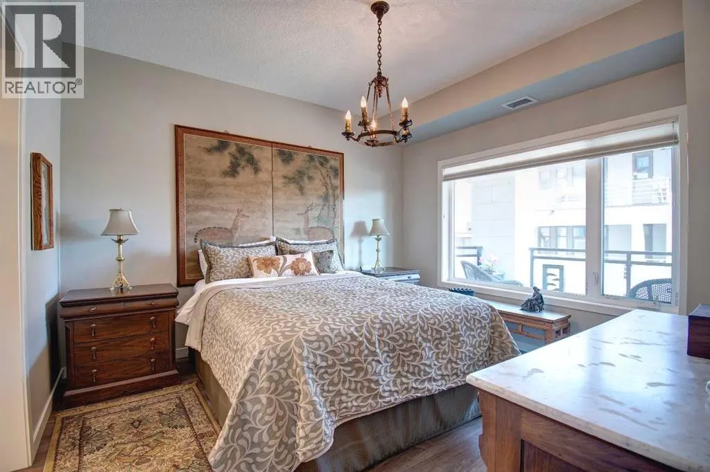 208, 12 Mahogany Path SE