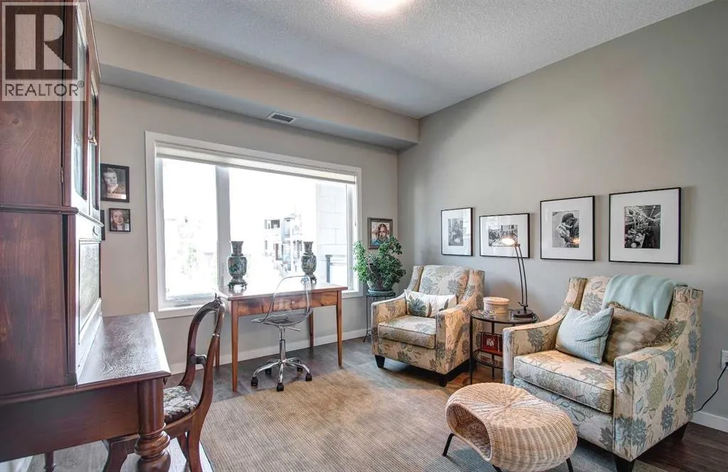 208, 12 Mahogany Path SE