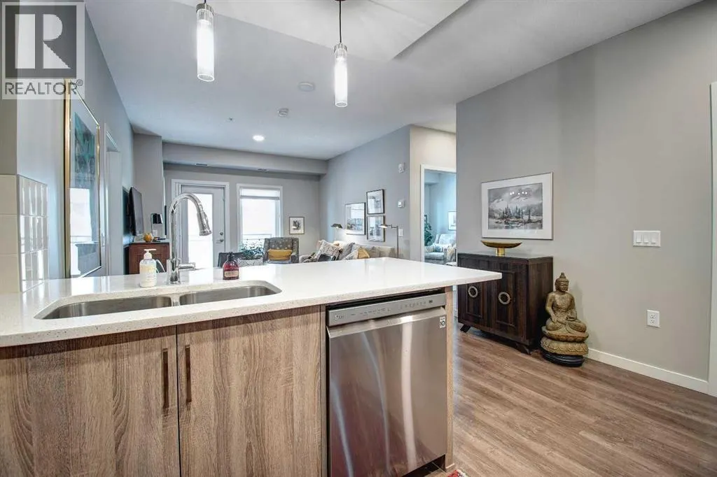 208, 12 Mahogany Path SE