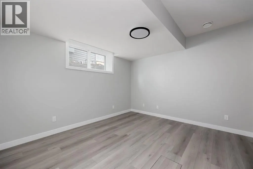 185 Dafoe Way