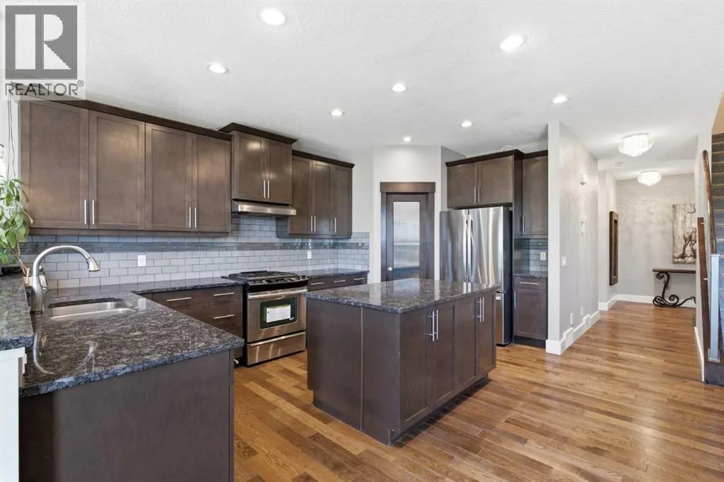 11 MARQUIS Crescent SE