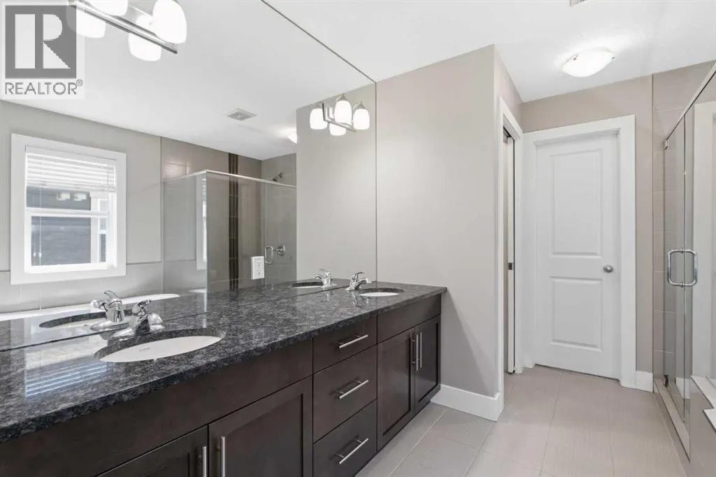 11 MARQUIS Crescent SE
