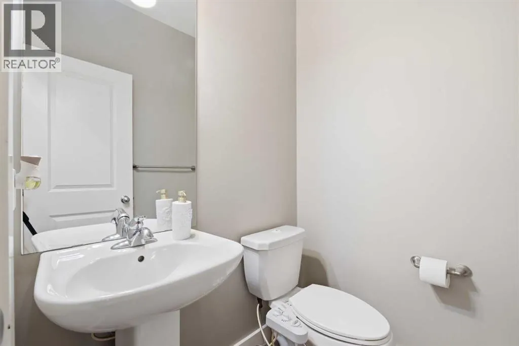 11 MARQUIS Crescent SE