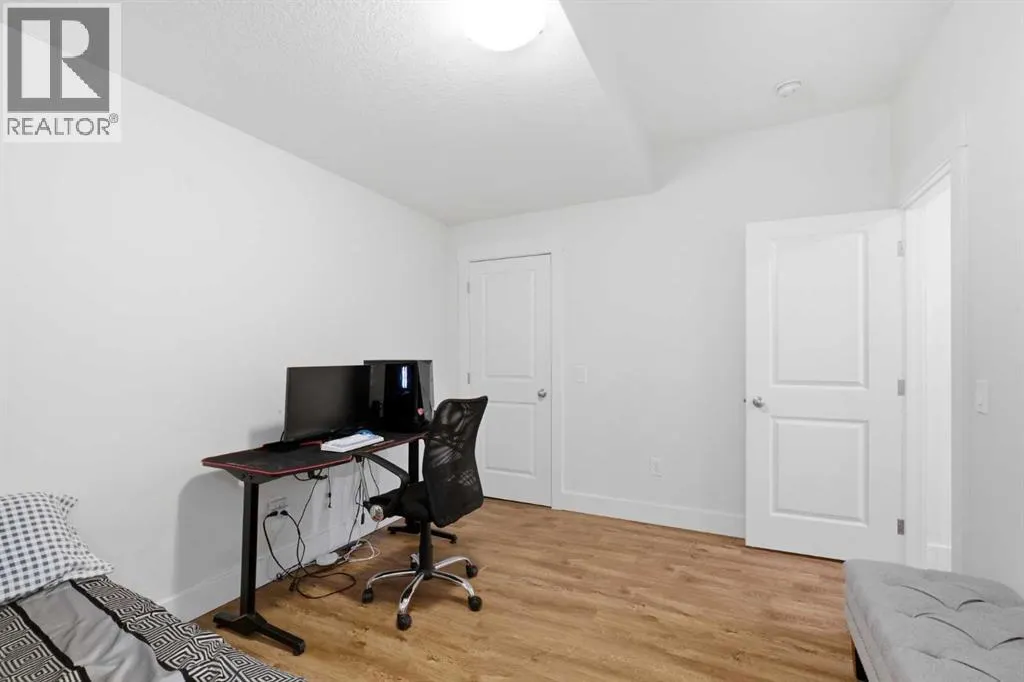 11 MARQUIS Crescent SE