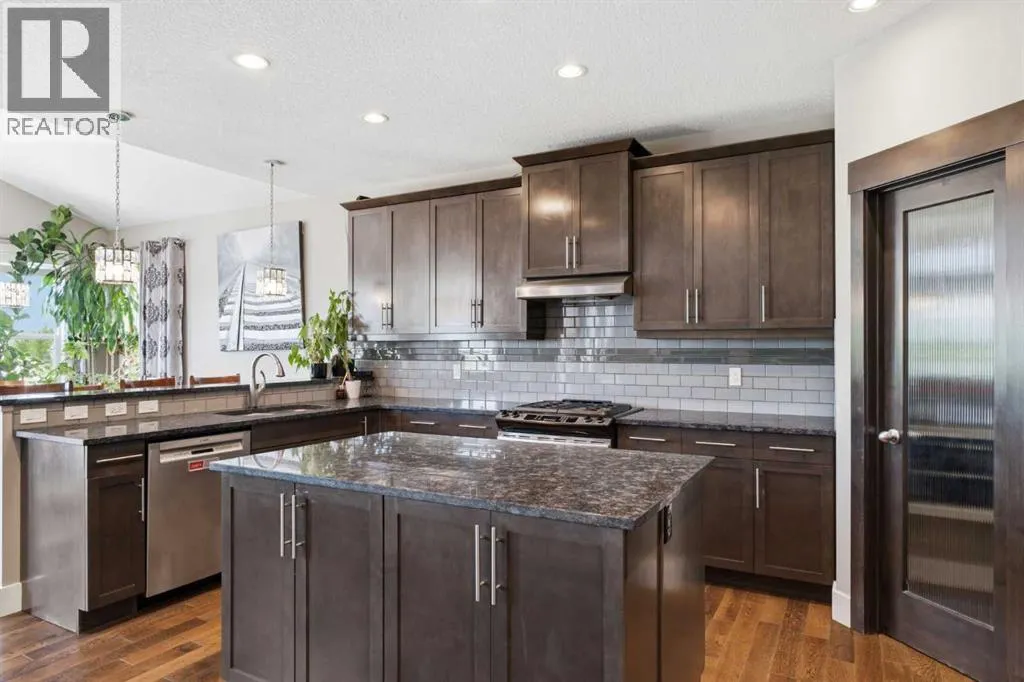 11 MARQUIS Crescent SE