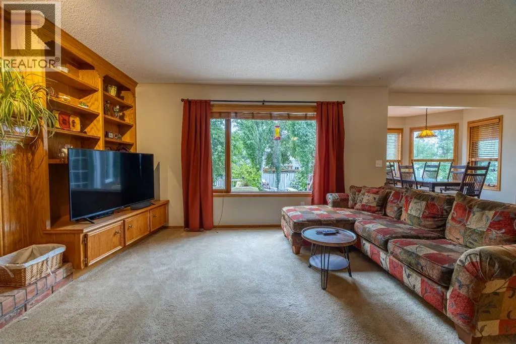 19 Mckenzie Lake Manor SE