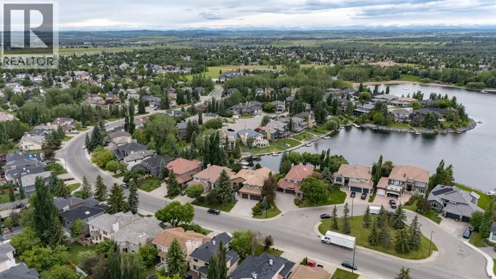 19 Mckenzie Lake Manor SE