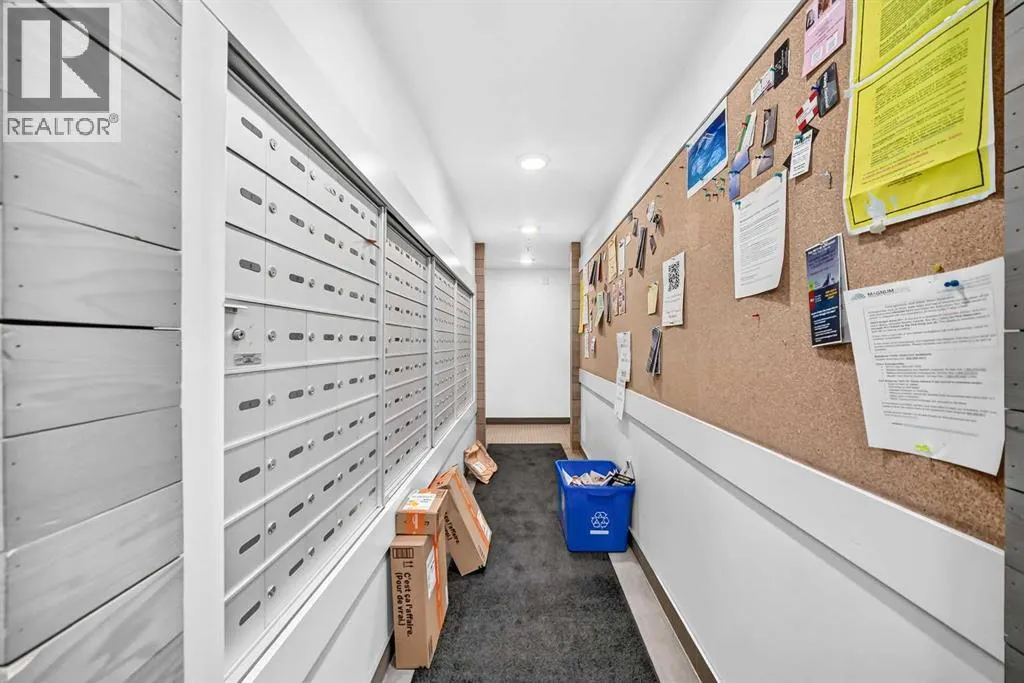 231, 25 Auburn Meadows Avenue SE