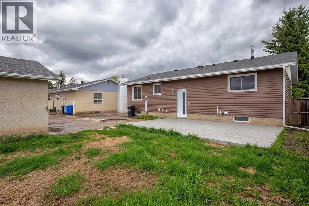 4 Mcleod Street