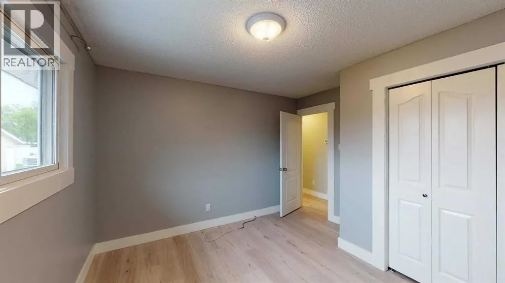 4 Mcleod Street