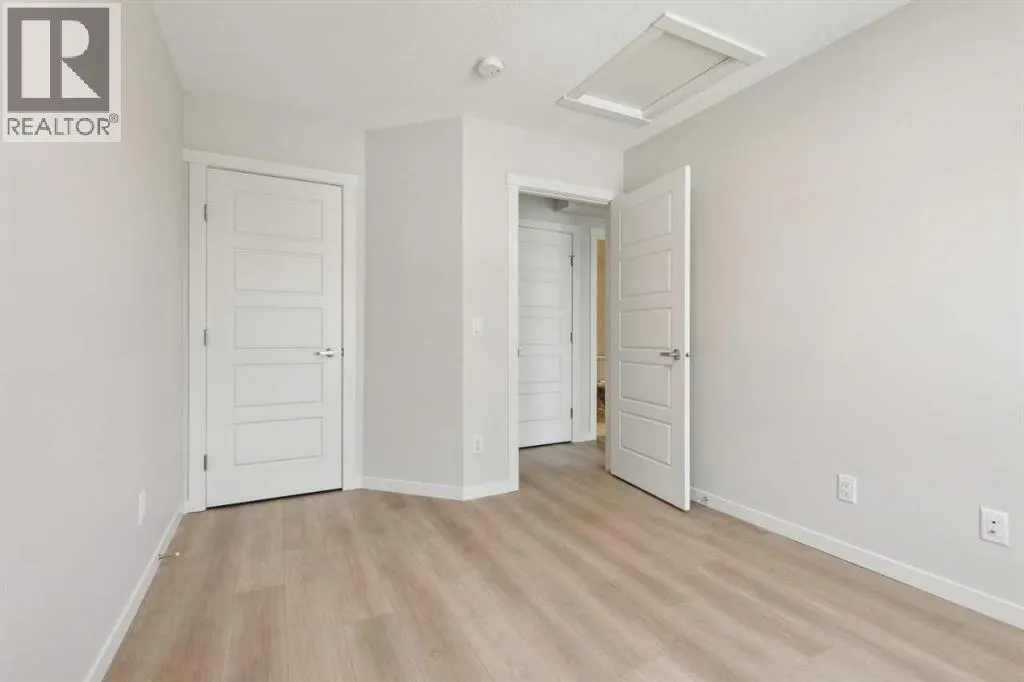 101, 63 Belmont Passage SW