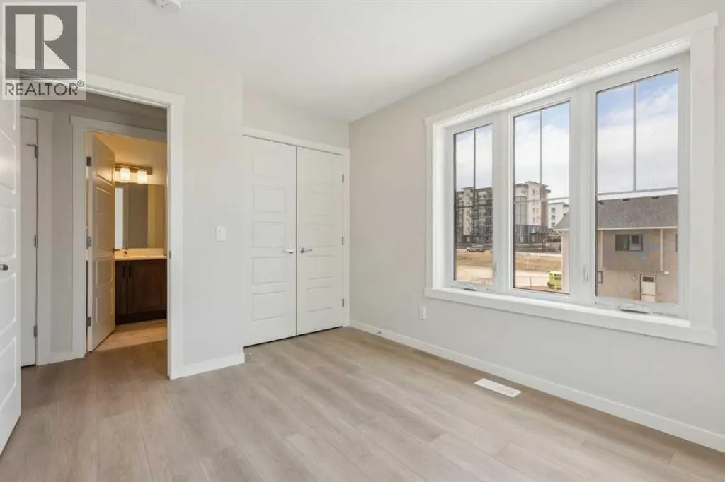 101, 63 Belmont Passage SW