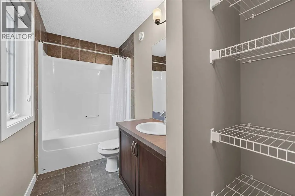 47 Elgin Meadows Road SE