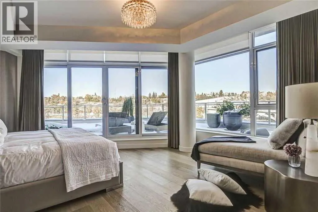501, 128 Waterfront Court SW