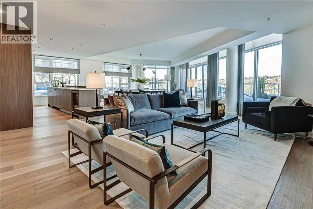 501, 128 Waterfront Court SW