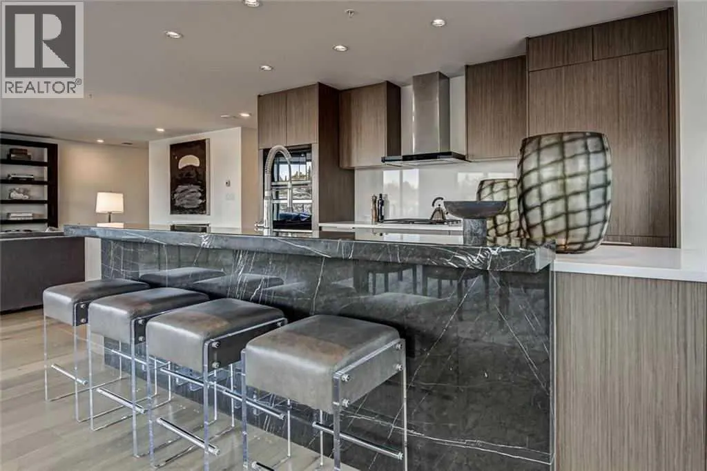 501, 128 Waterfront Court SW