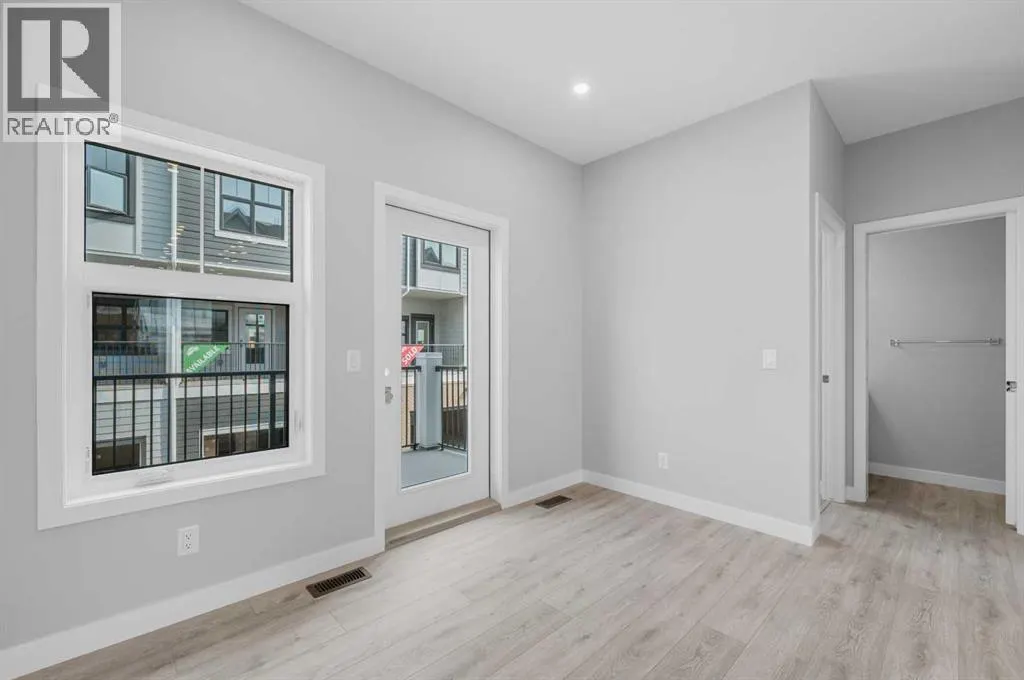 607 Mahogany Road SE