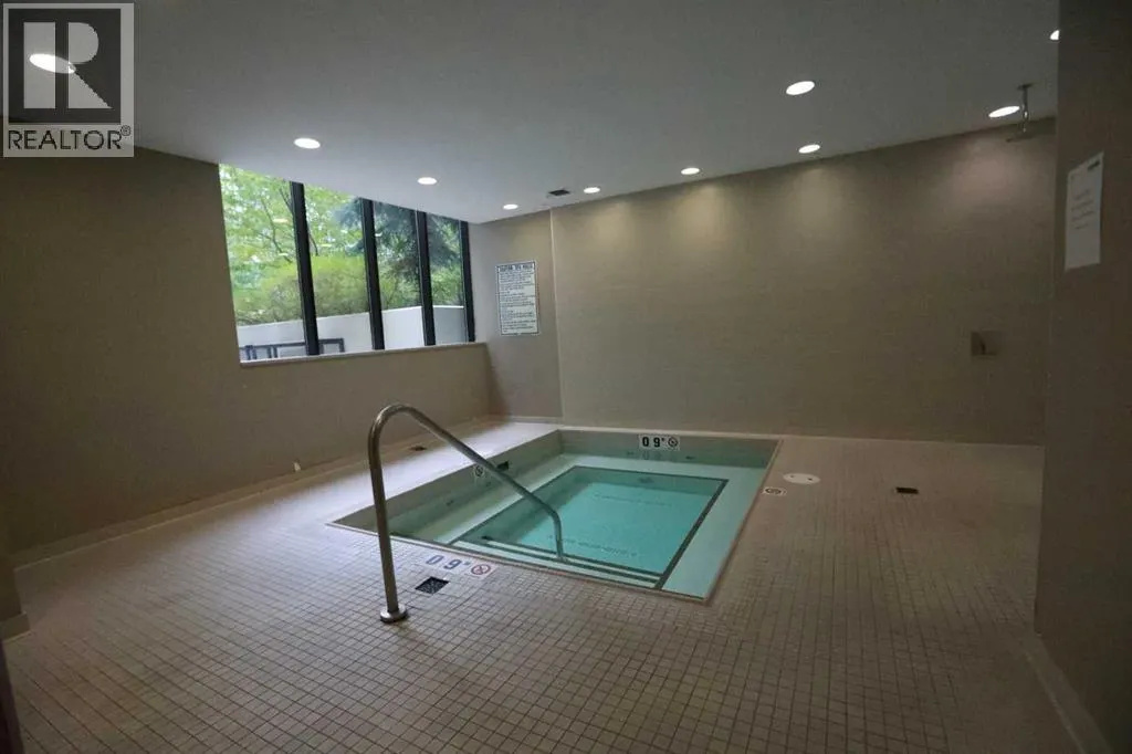 304, 51 Waterfront Mews SW