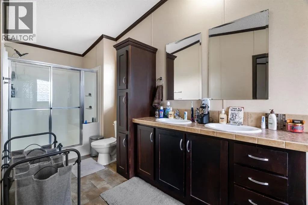 360 GRENFELL Crescent