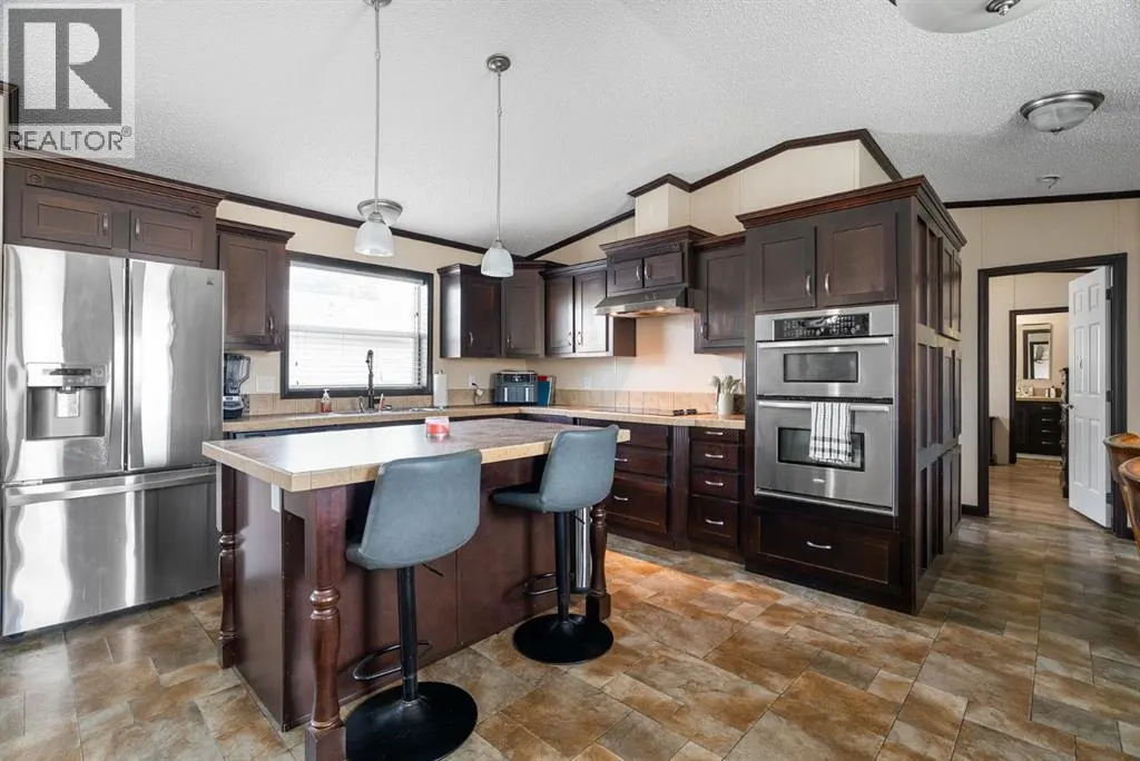 360 GRENFELL Crescent